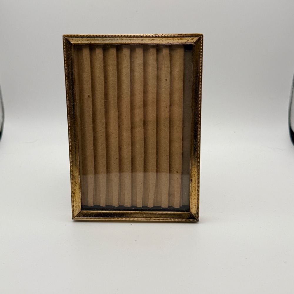 Vintage Brass Picture Frame Textured Chevron Border Velvet Easel Back 4x5